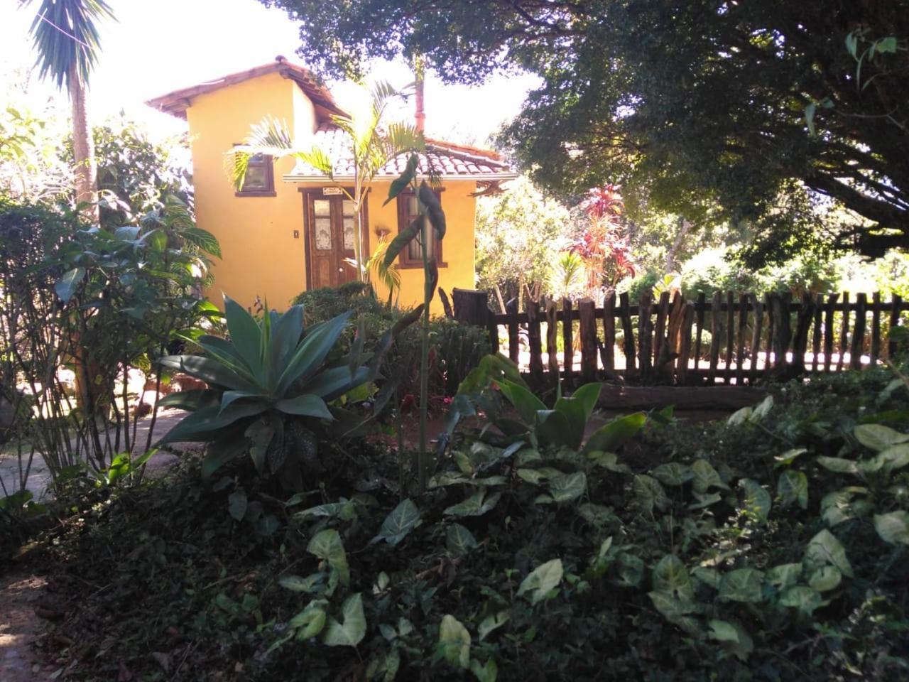 Recanto Do Sabia 山林小屋